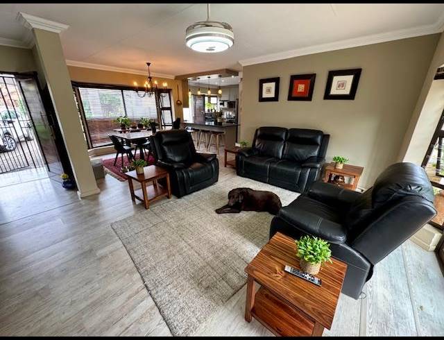 3 BEDROOM CLUSTER FOR SALE IN RYNFIELD